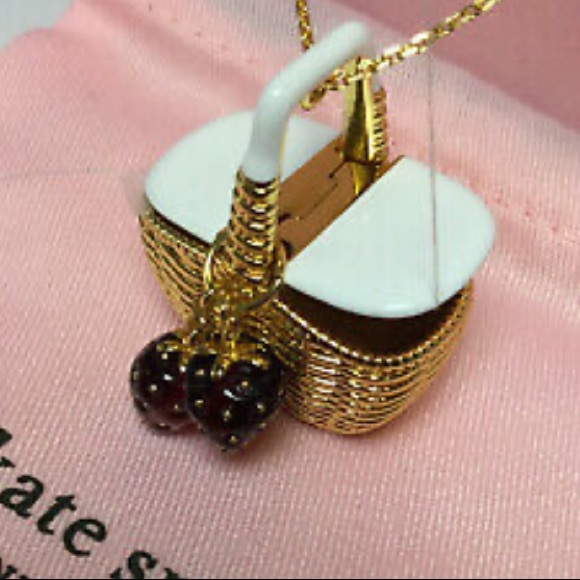 New Kate spade picnic basket pendant - Picture 13 of 17